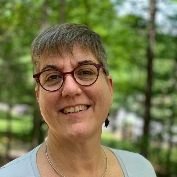 Meet your Posher, Libby - Picture 1 of 1